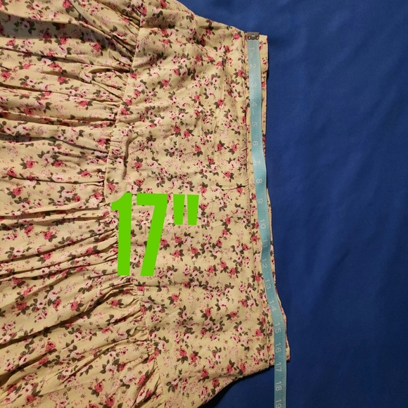 Ultra Flirt Juniors' Ruffled Hem Mini Skort - Picture 3 of 9